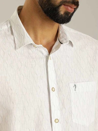 Indian Terrain Men All Over Print White Shirt